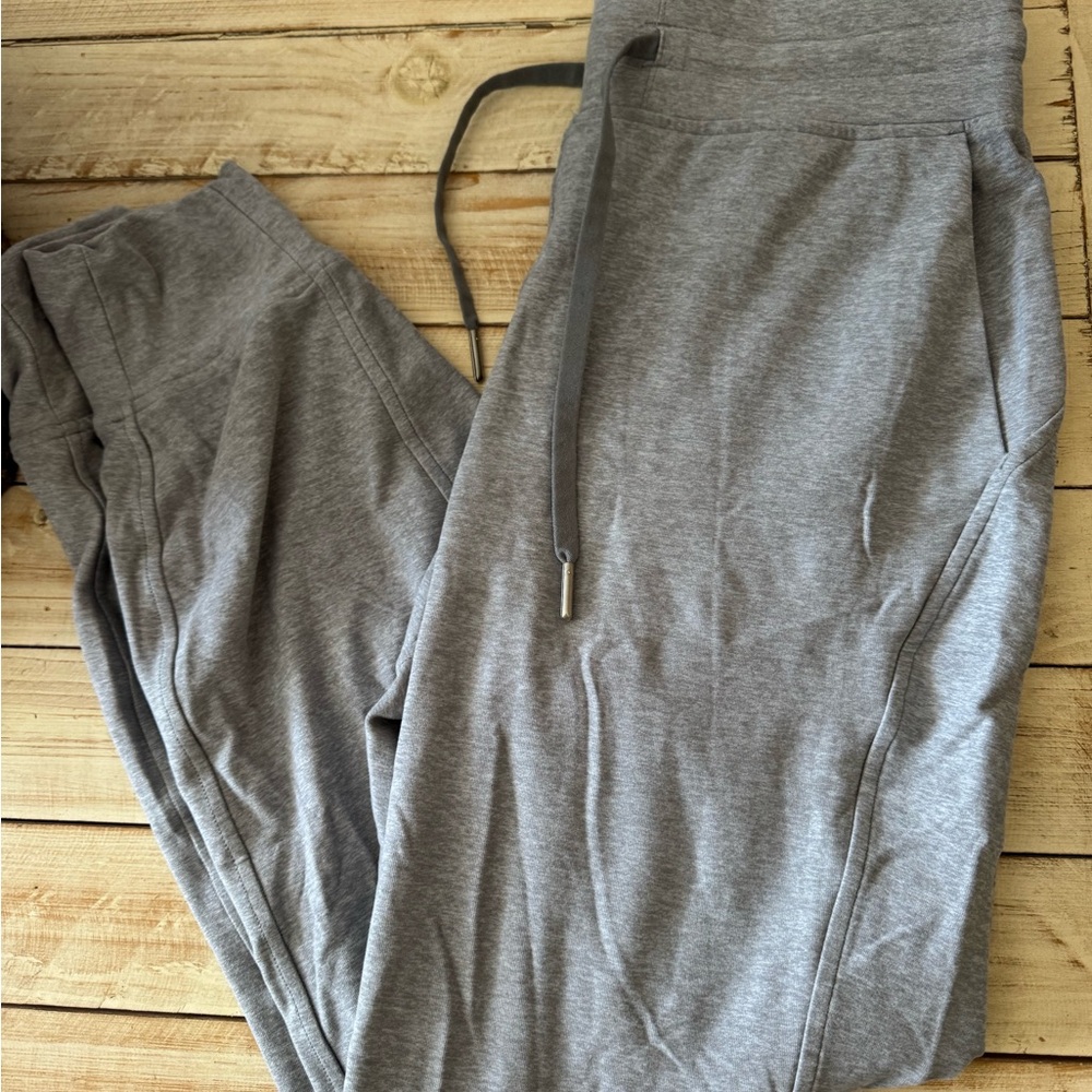Lululemon Athletica Gray Women's Joggers